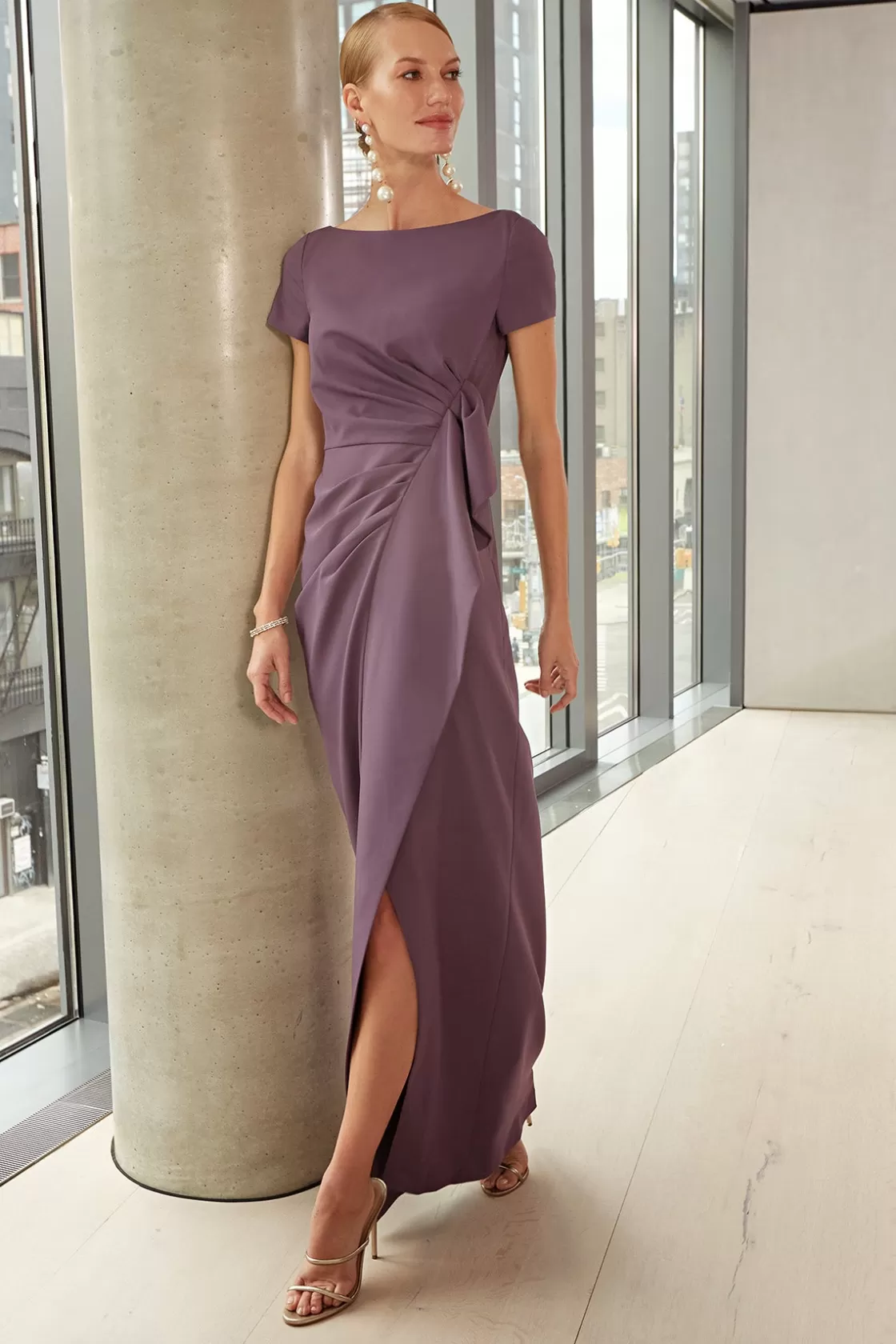 Evening Gowns<Kay Unger Franca Column Gown Deep Violet